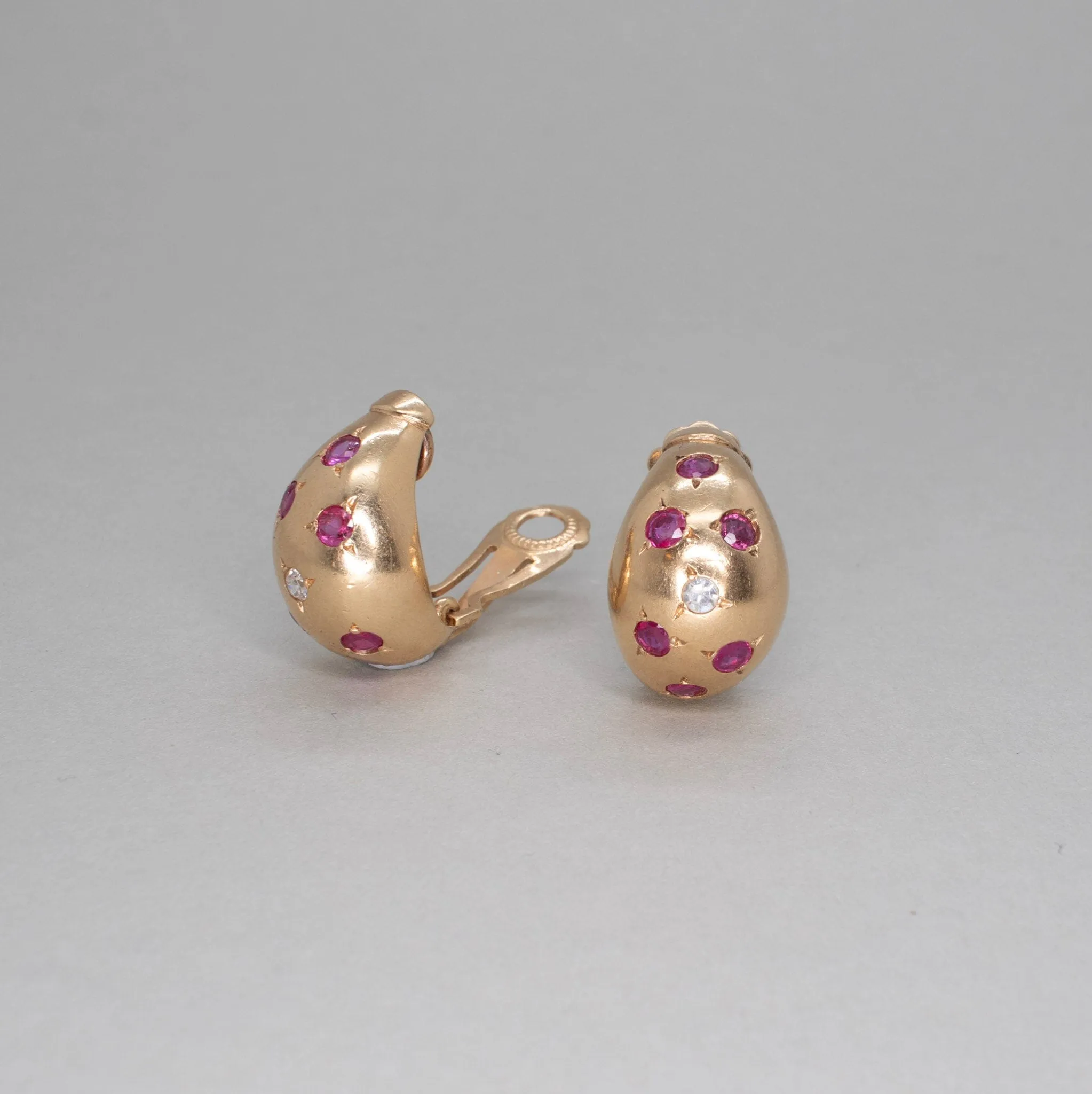 14K Vintage Clip On Earrings with Stones