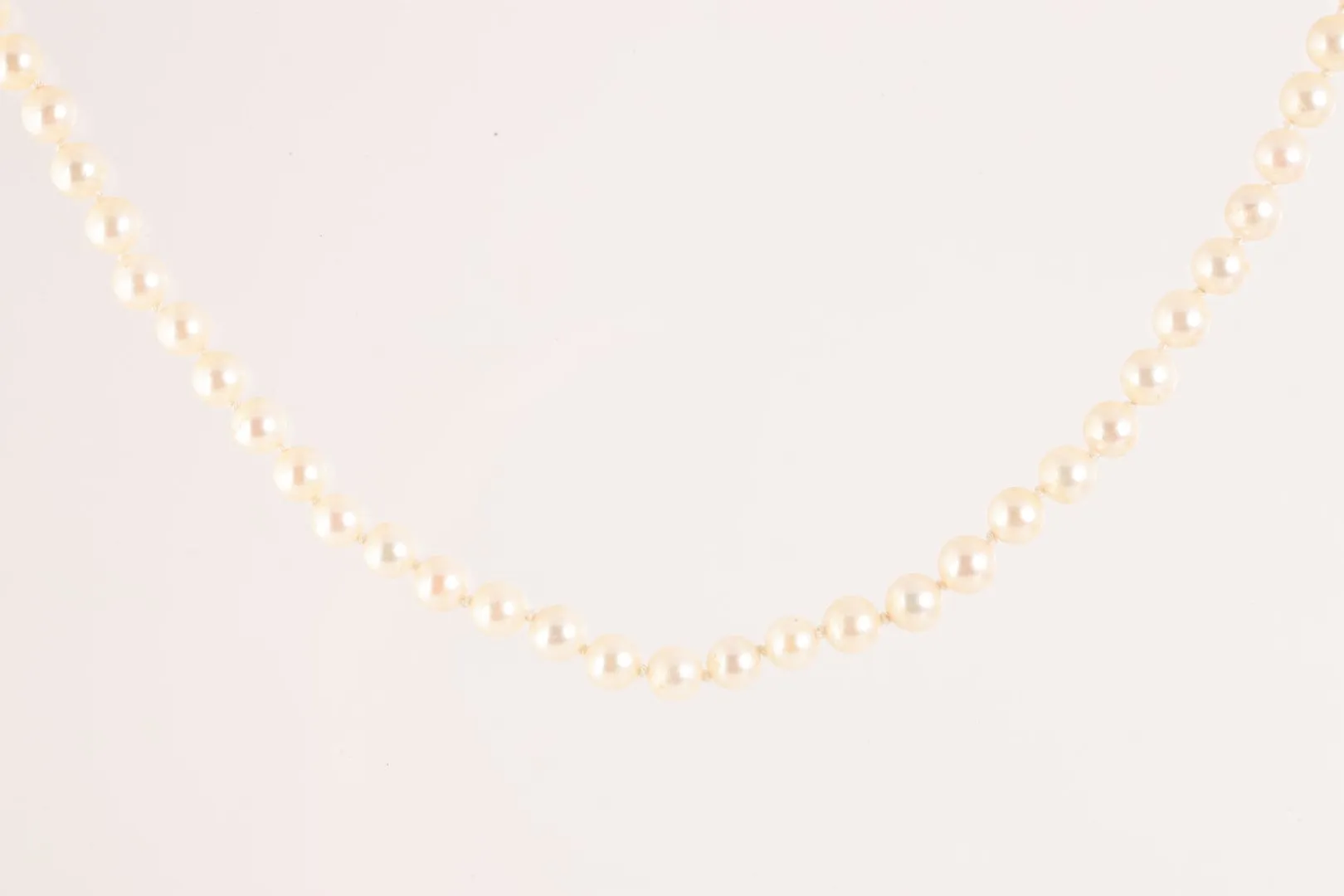 16.5" Mikimoto 925 Silver Pearl Necklace (18.56g.)