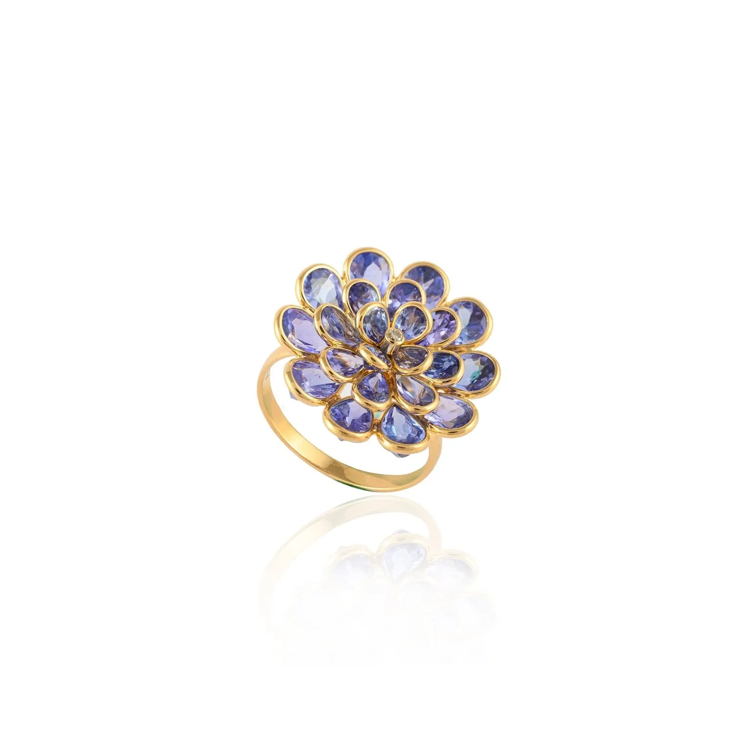 18K Gold Tanzanite And Diamond Cluster Ring