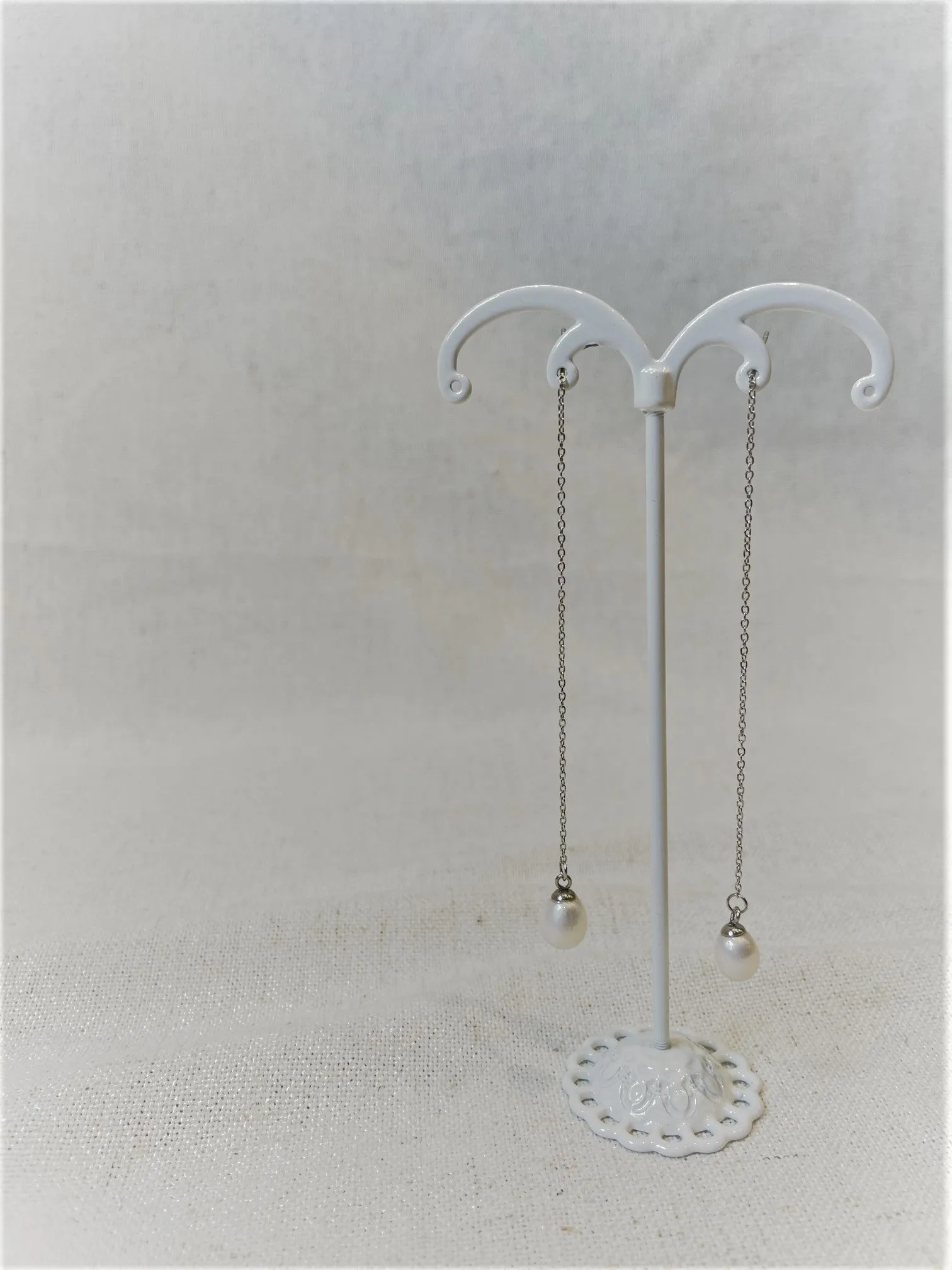 Alice Rose Jewellery - Dangly Pearl Earrings