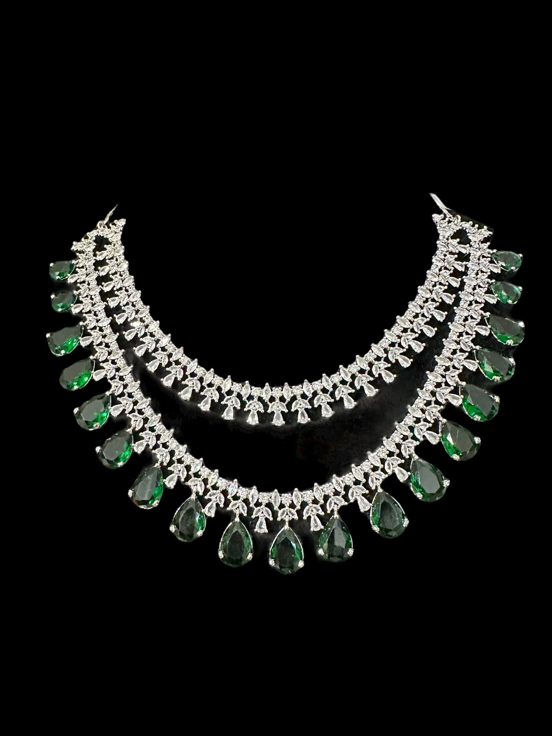 Alin bridal set in silver plating - green ( SHIPS IN 2 WEEKS )