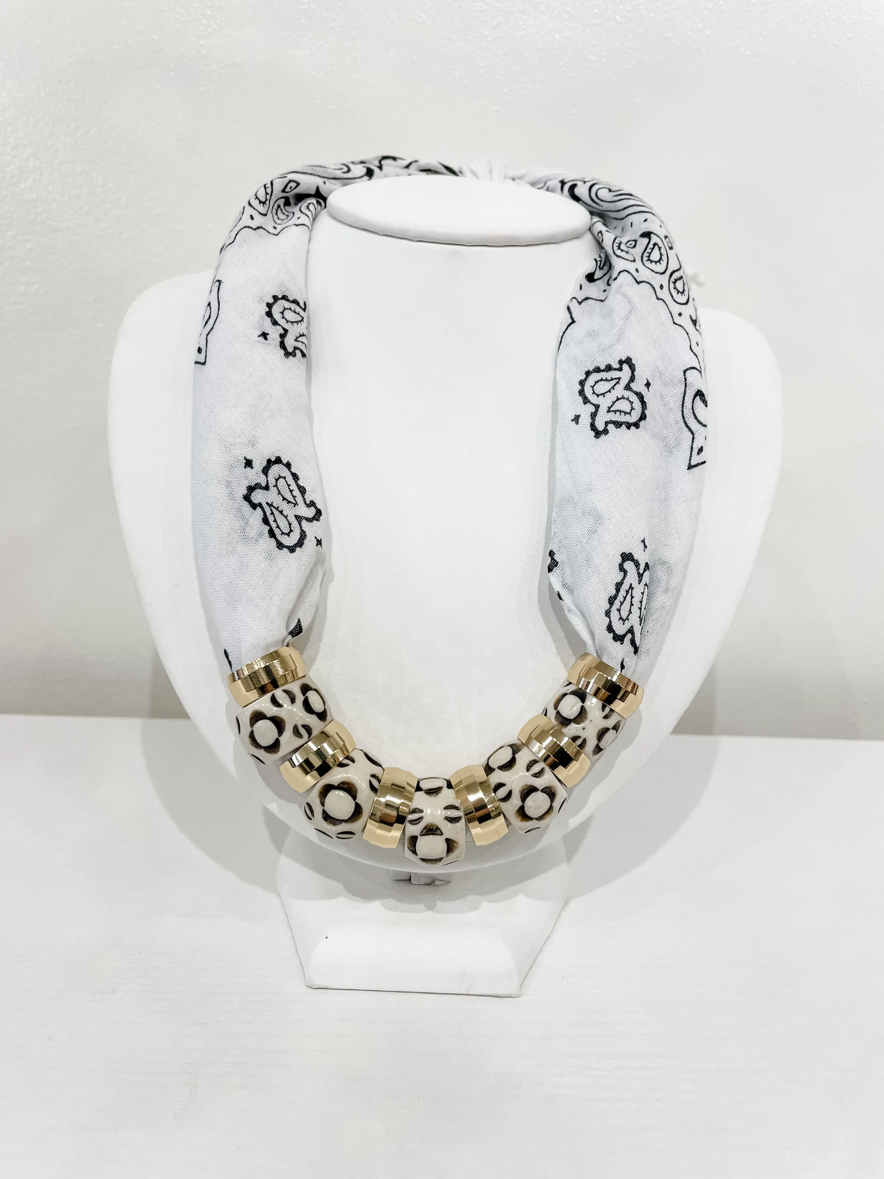 Bandana Necklace | White