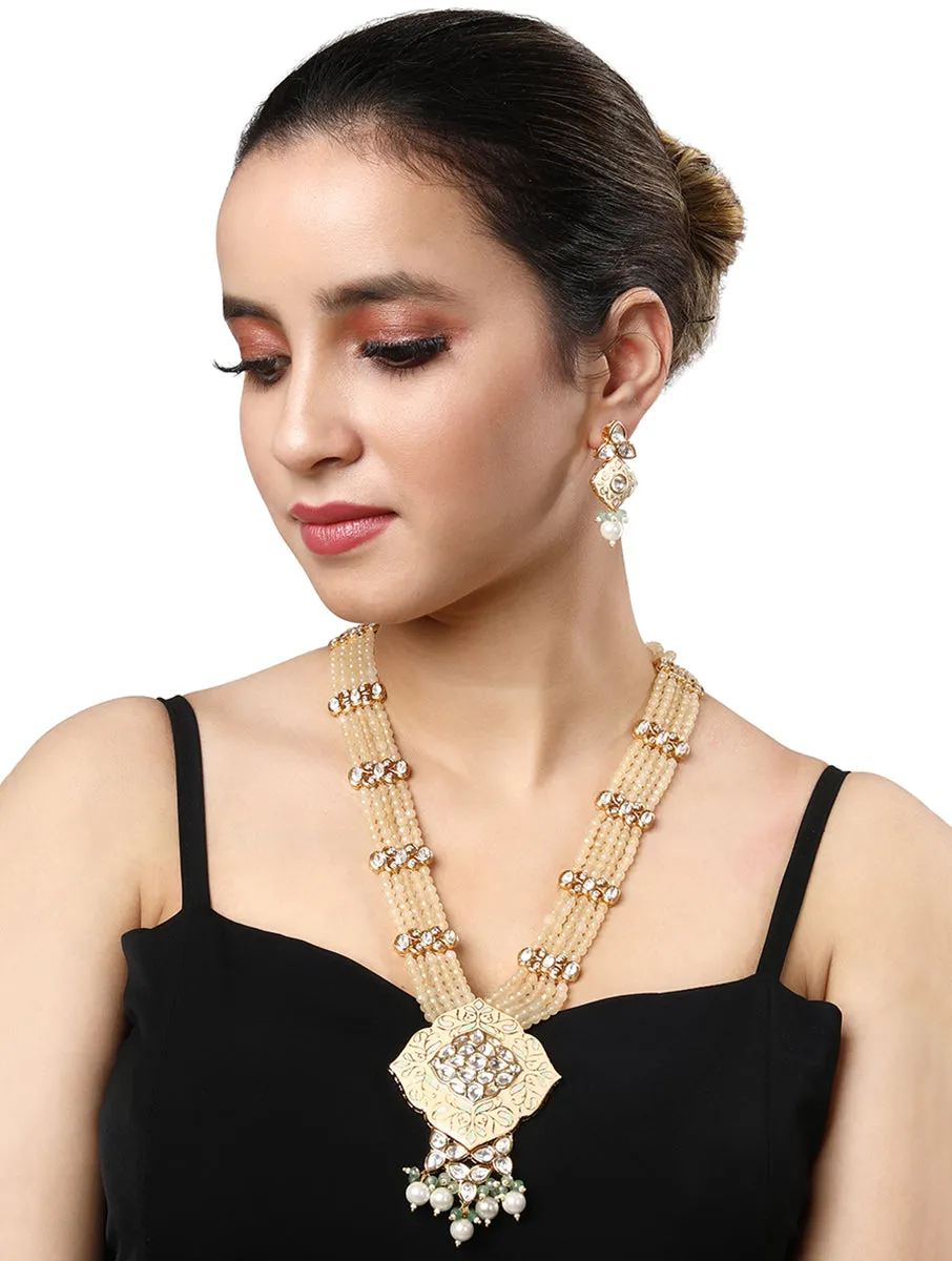 Gold Plated Kundan Necklace with Agate and Pearls