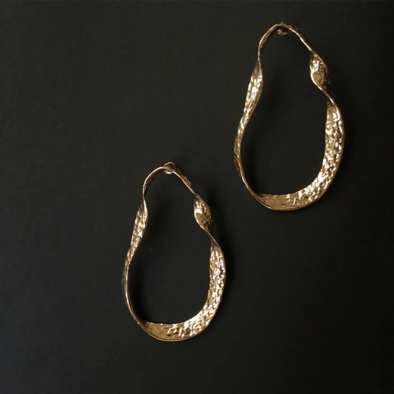 Kafka Gold Earrings