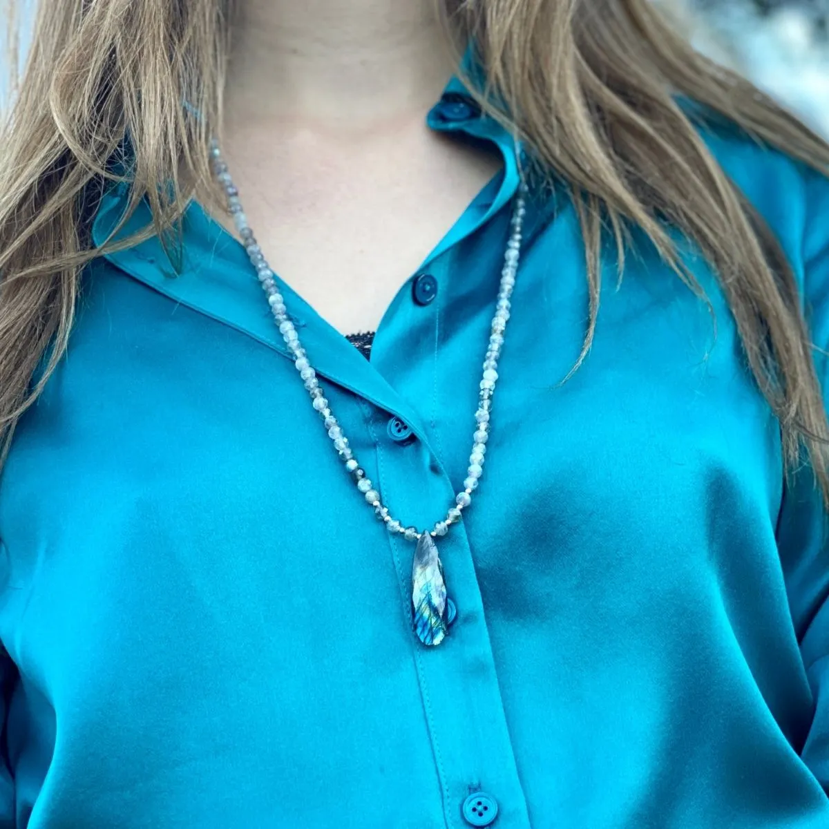 Labradorite Necklace to bring Positivity and Enthusiasm