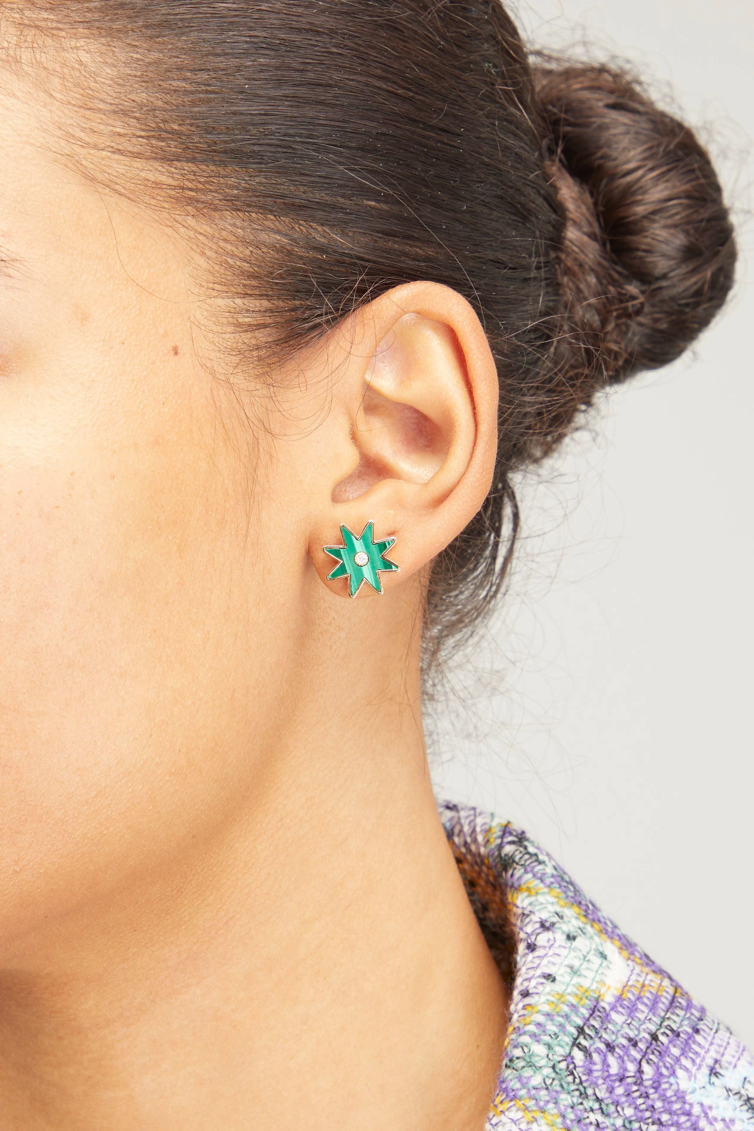 Exquisite Malachite Starburst Stud Earrings - Elegant Green Gemstone Jewelry for a Dazzling Look