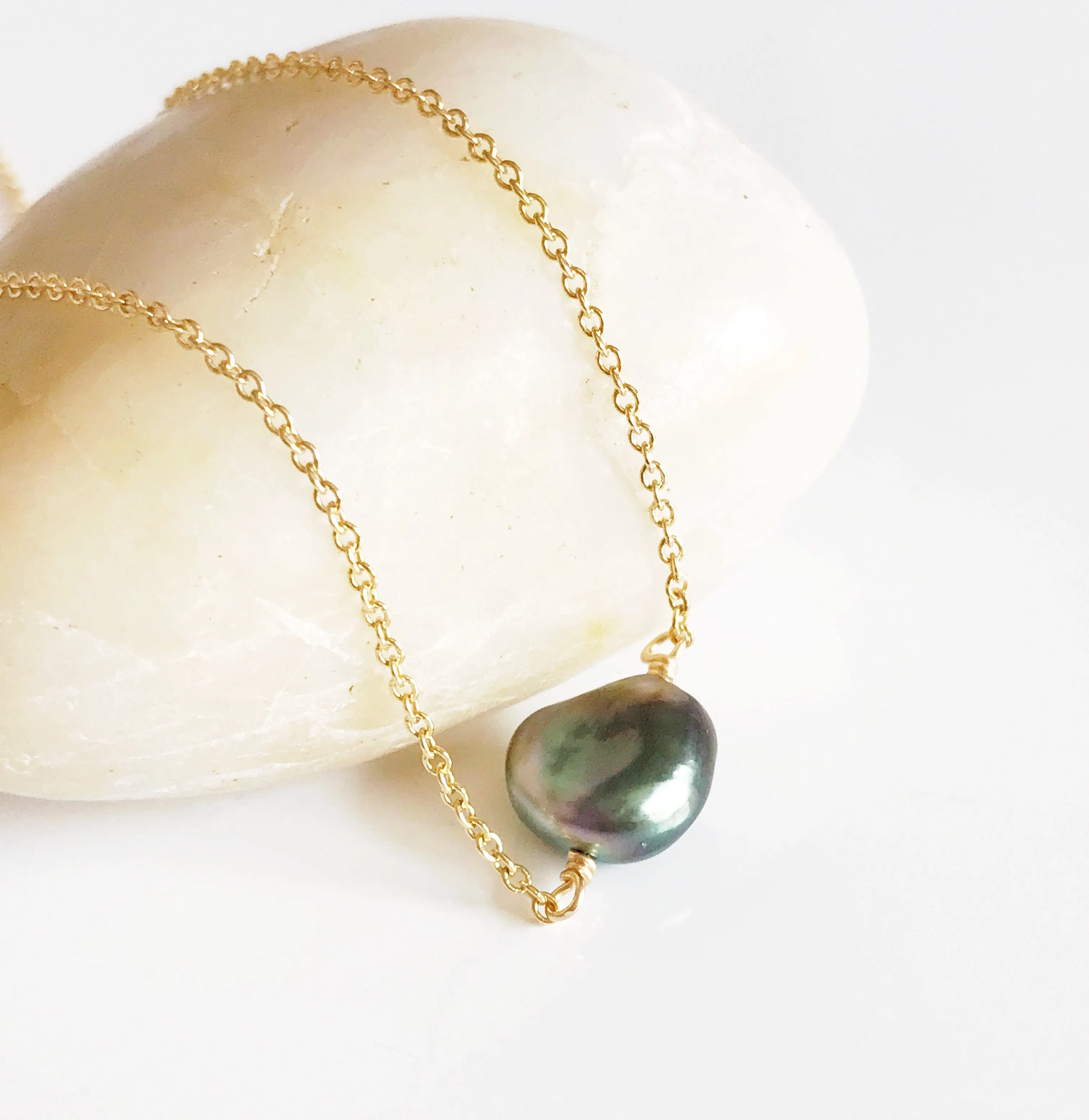 Necklace KEELY - Keshi tahitian pearl (N255)