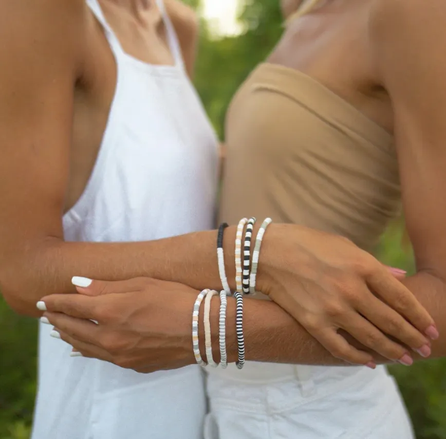 PURAVIDA Vacation Vibes Stretch Bead Bracelets