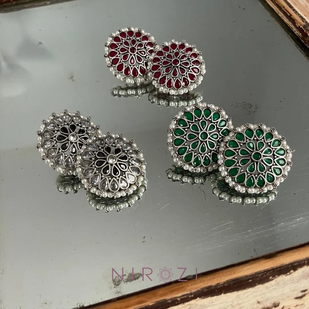 Romoni Stud Earrings