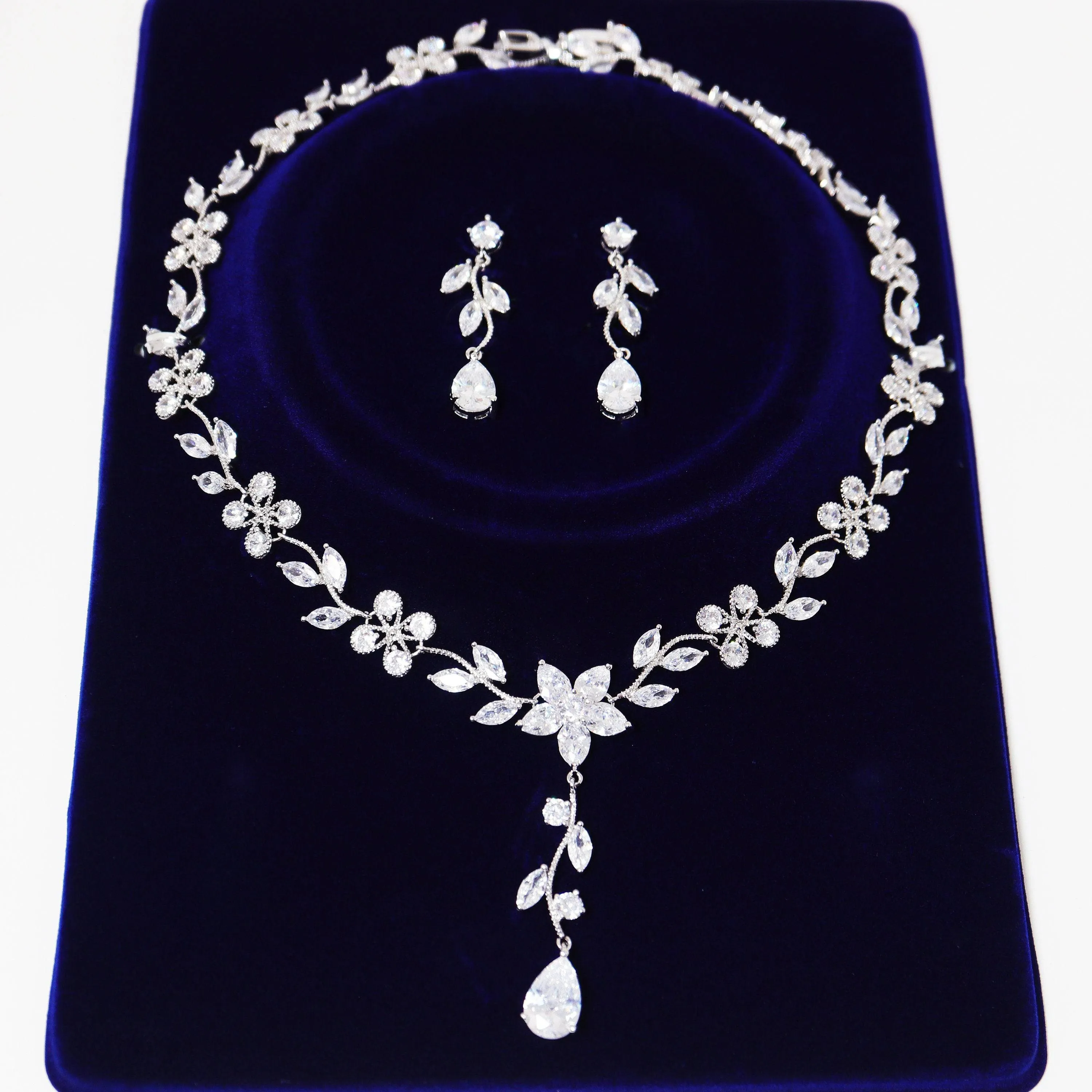 Swarovski Heavenly Floral Leaves Necklace set, Long Bridal Jewelry, Bridal Earrings And Necklace, Statement Earrings Cz Necklace Set.