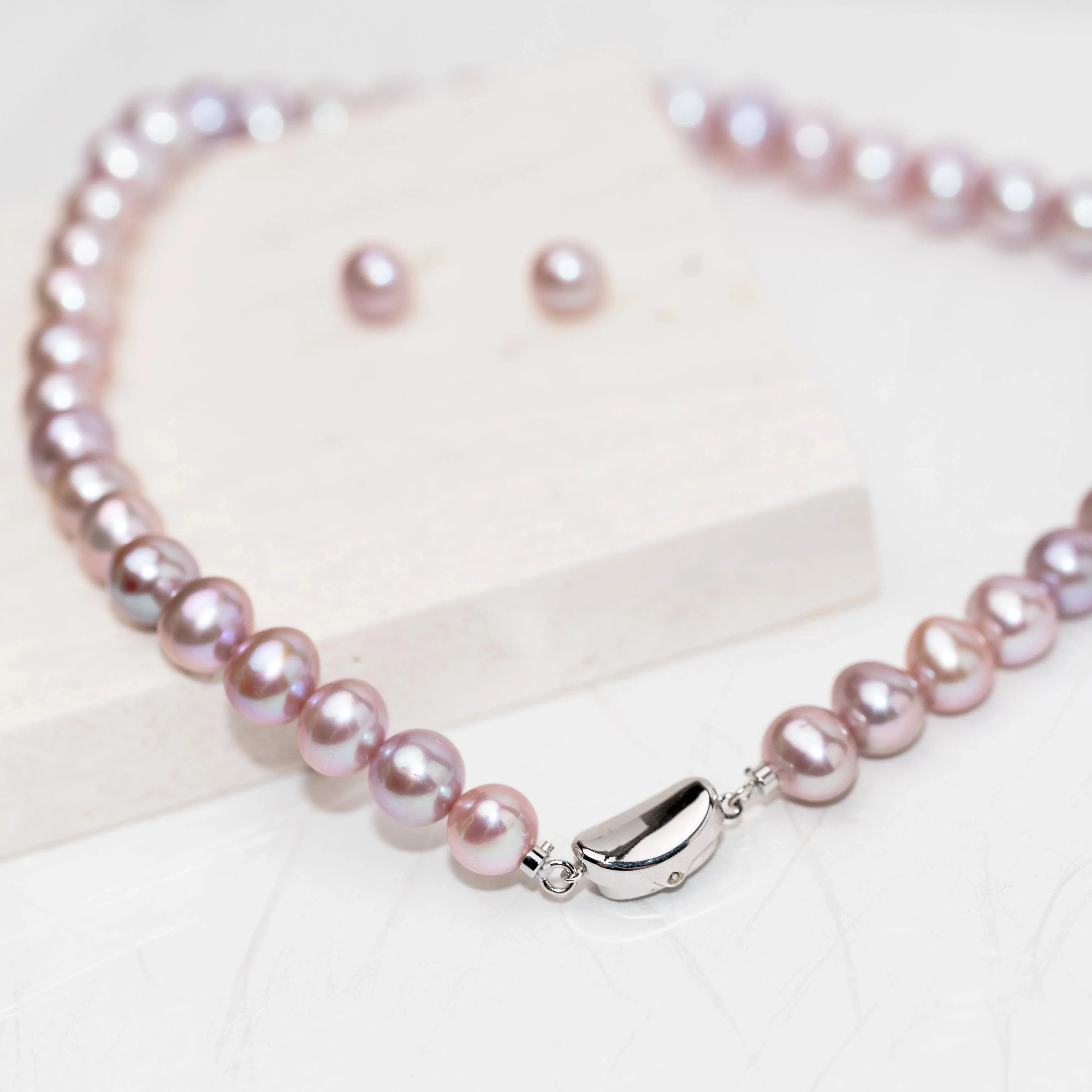 Top Lustre Freshwater Purple Pearl Necklace WN00497