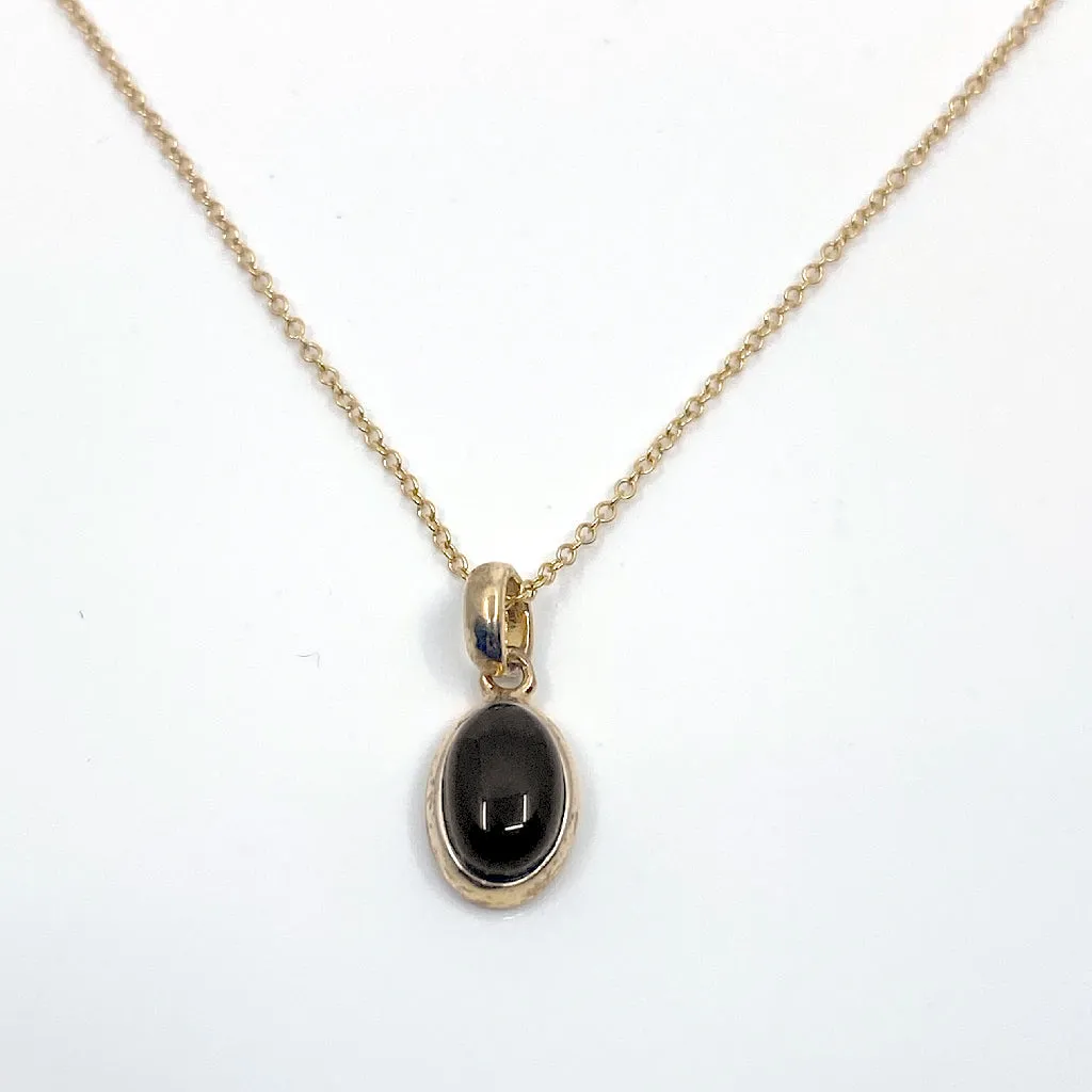 Umbra Oval Oynx Pendant Necklace